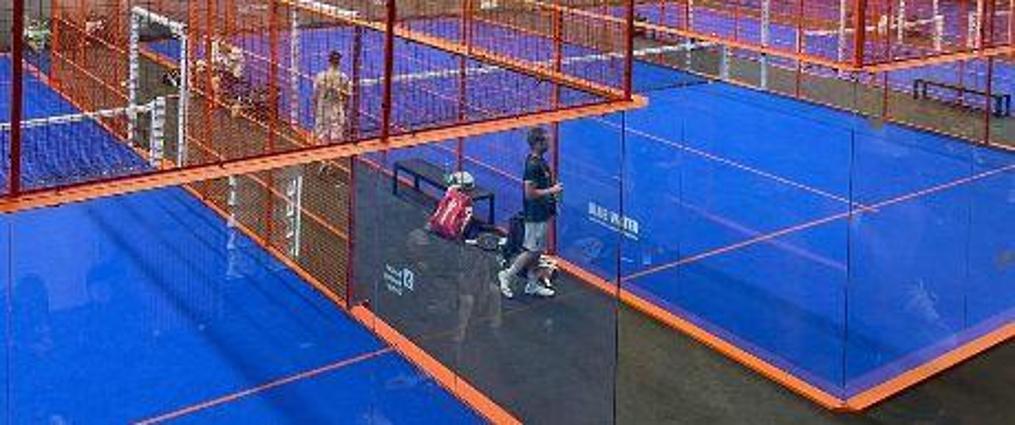 Padelbane, inde